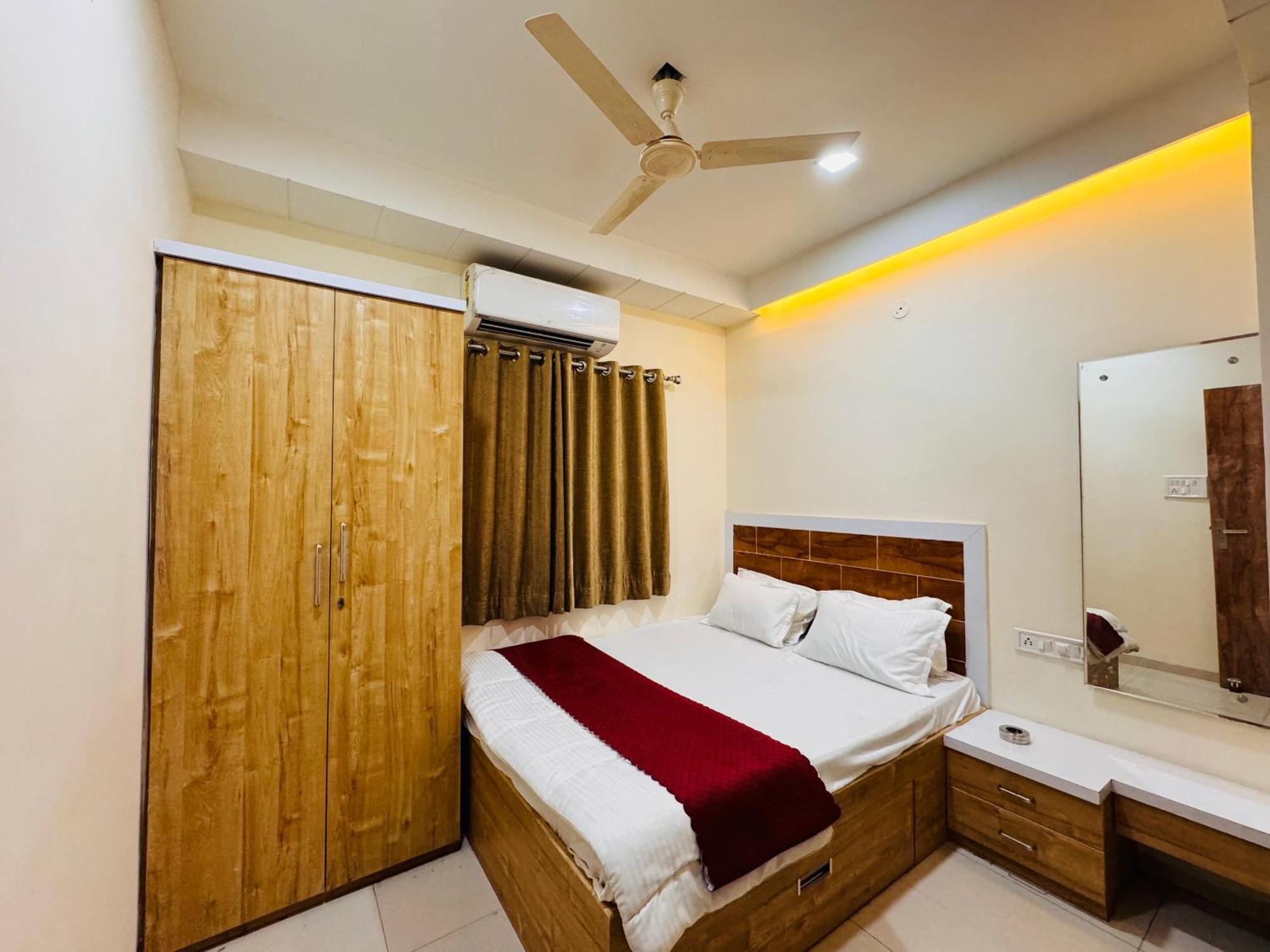 Home Escape 1Bhk Apartment Near Bombay Hospital Indore Ngoại thất bức ảnh