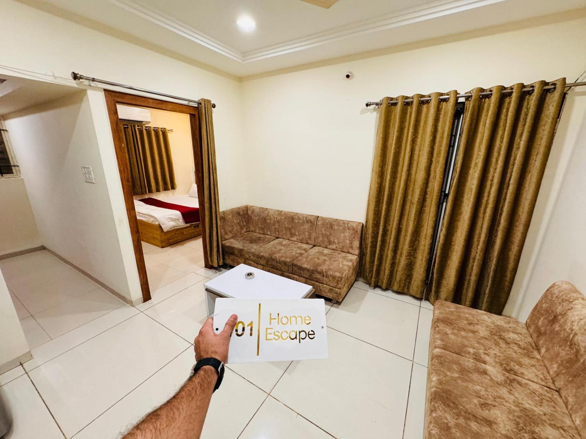 Home Escape 1Bhk Apartment Near Bombay Hospital Indore Ngoại thất bức ảnh