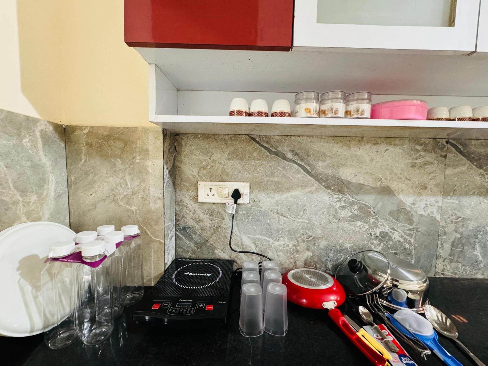 Home Escape 1Bhk Apartment Near Bombay Hospital Indore Ngoại thất bức ảnh